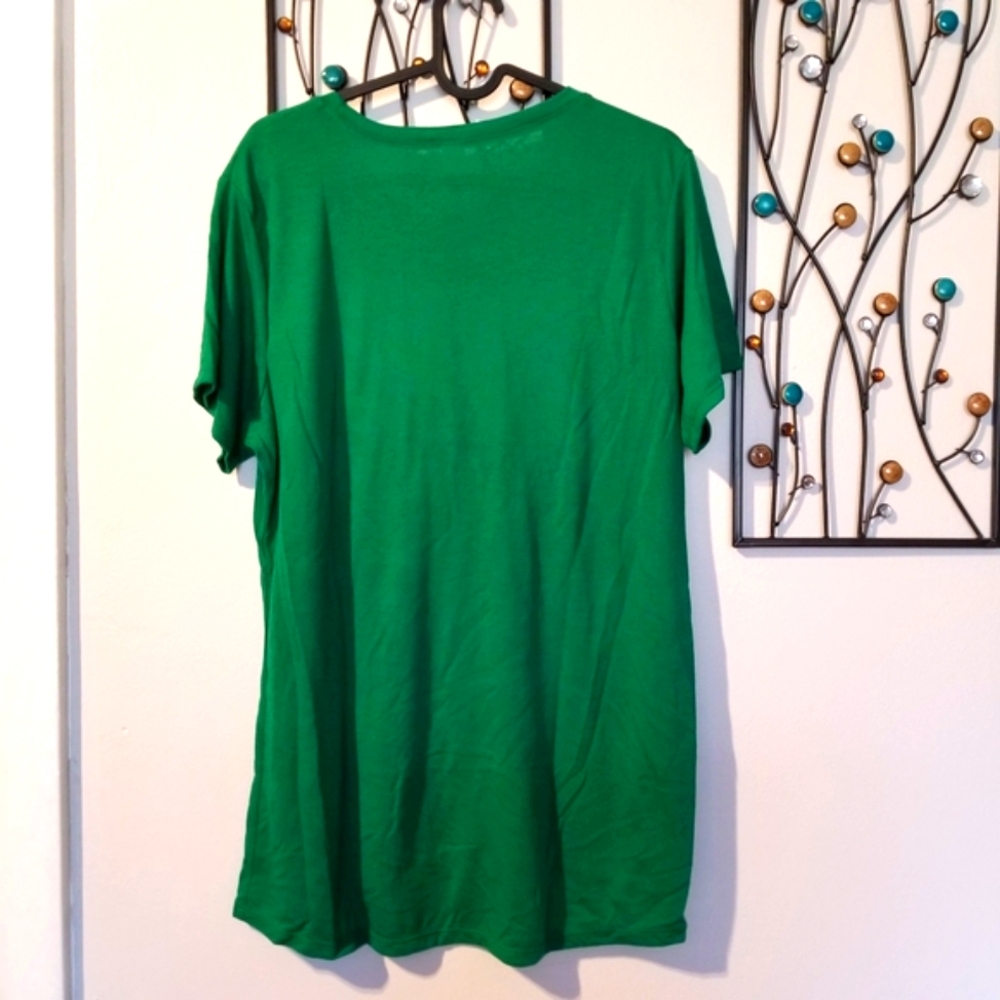 St. Patrick's Day reversible sequins t-shirt - Picture 6 of 8